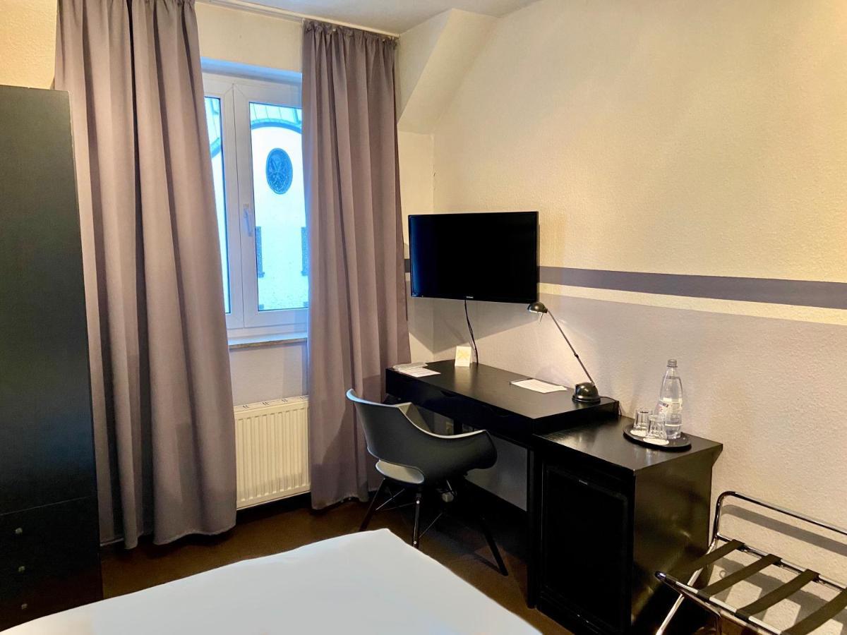 Hotel Kaiserswerth Düsseldorf Dış mekan fotoğraf