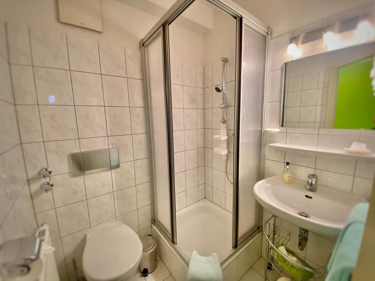 Hotel Kaiserswerth Düsseldorf Dış mekan fotoğraf